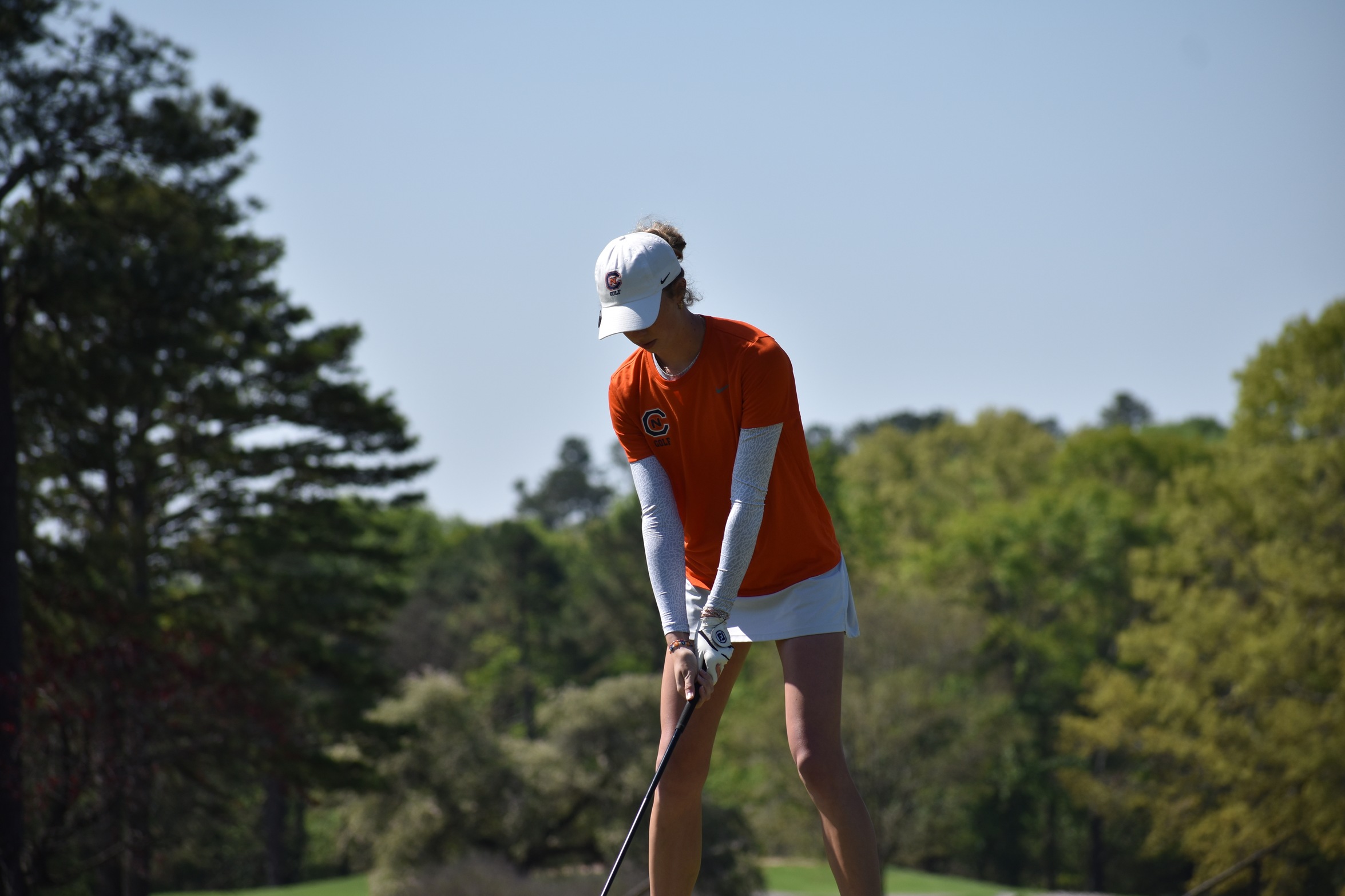 Emery Fisher holds the solo lead after day one of the NCAA DII South Regional Preview
