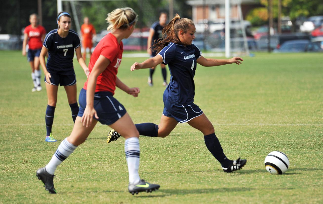 Lady Eagles Fall to Queens 3-0 in Season Opener