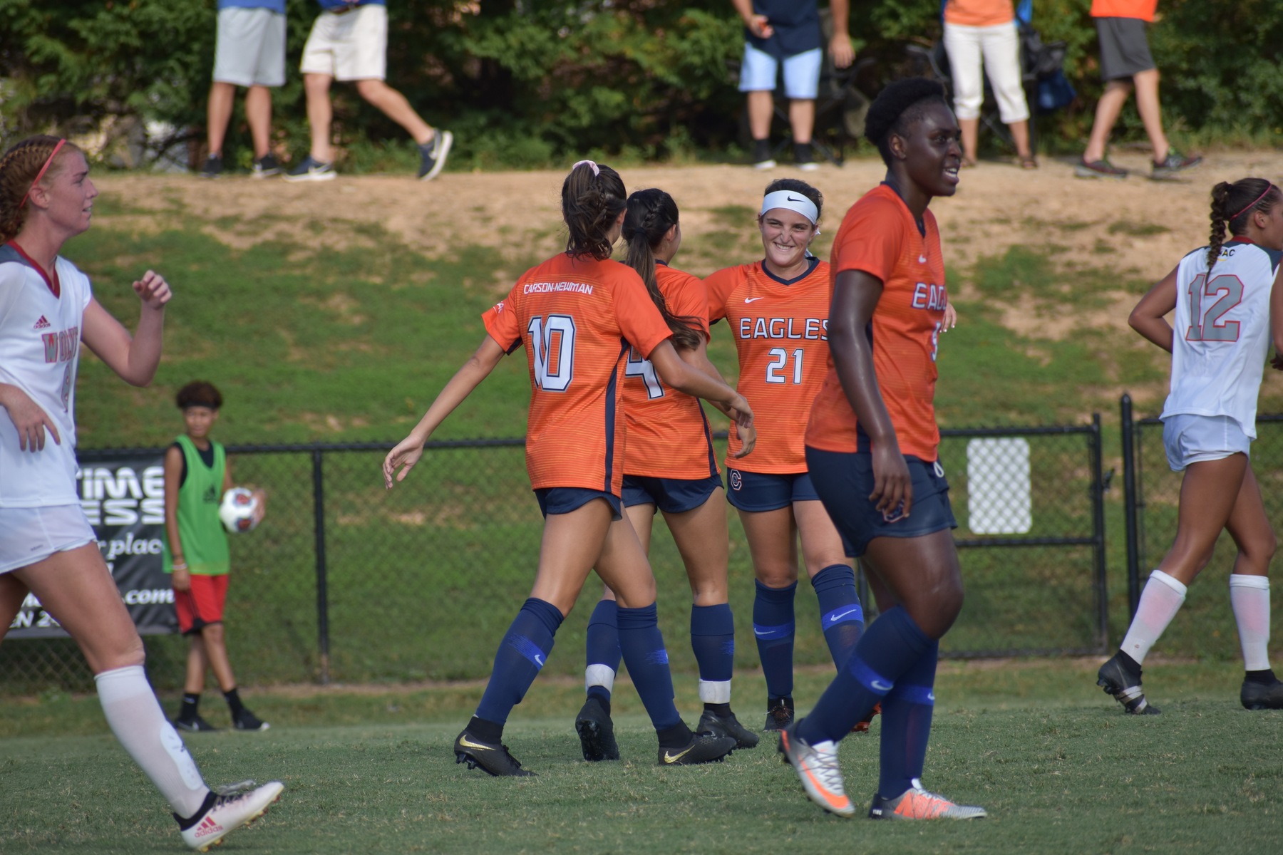 No. 15 Eagles surge past Wolves in fourth-straight league victory