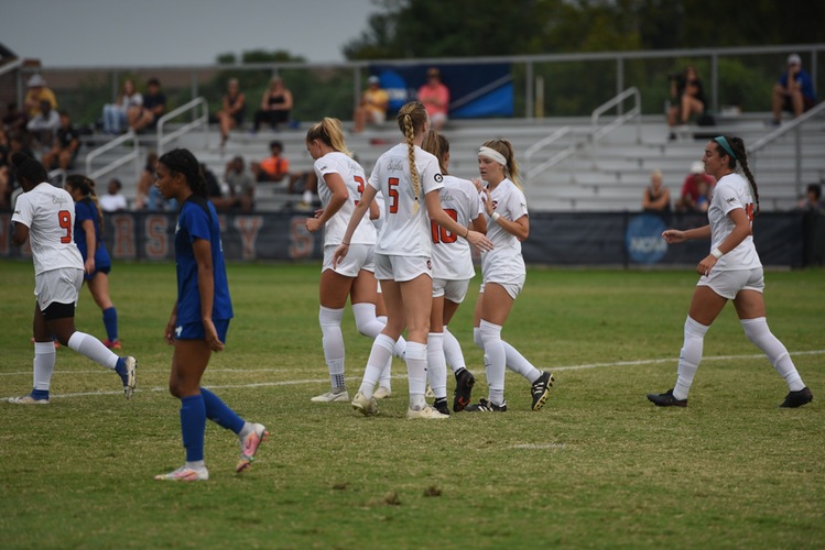 Eagles hit the road in SAC tilt with Bulldogs