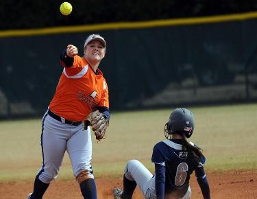 Eagles pick up Tuesday double dip with Bluefield State