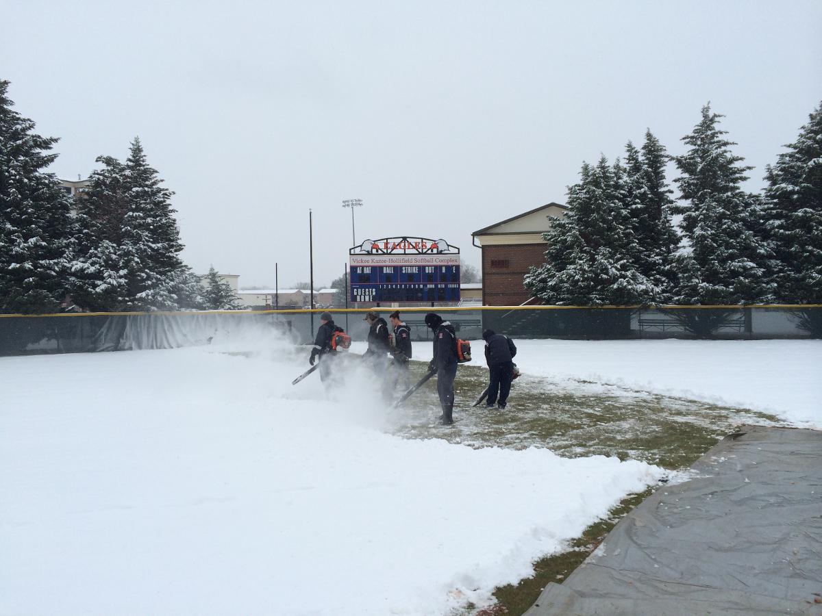 Travel concerns wipe out third straight doubleheader for softball