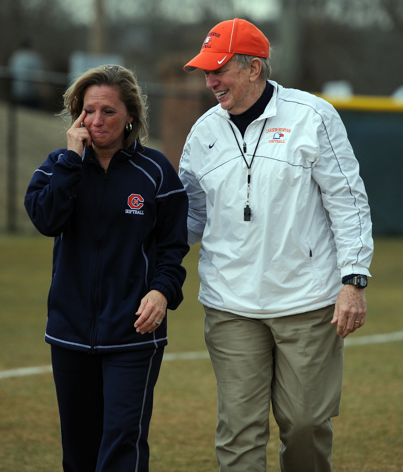 Softball does it for Sparks, sweeps Erskine to win 15th straight