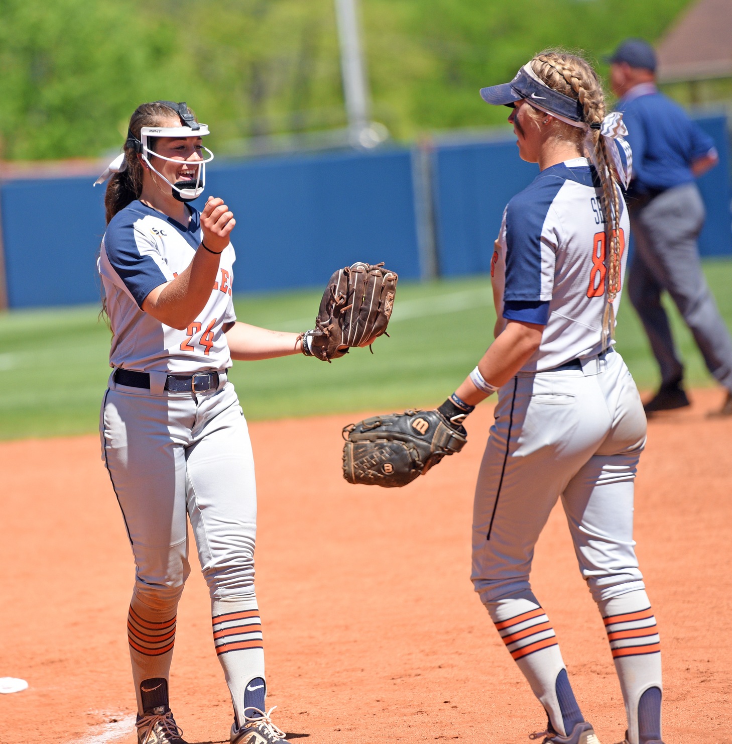 Rager, Rinus combine to shut out Royals, send C-N to SAC semis