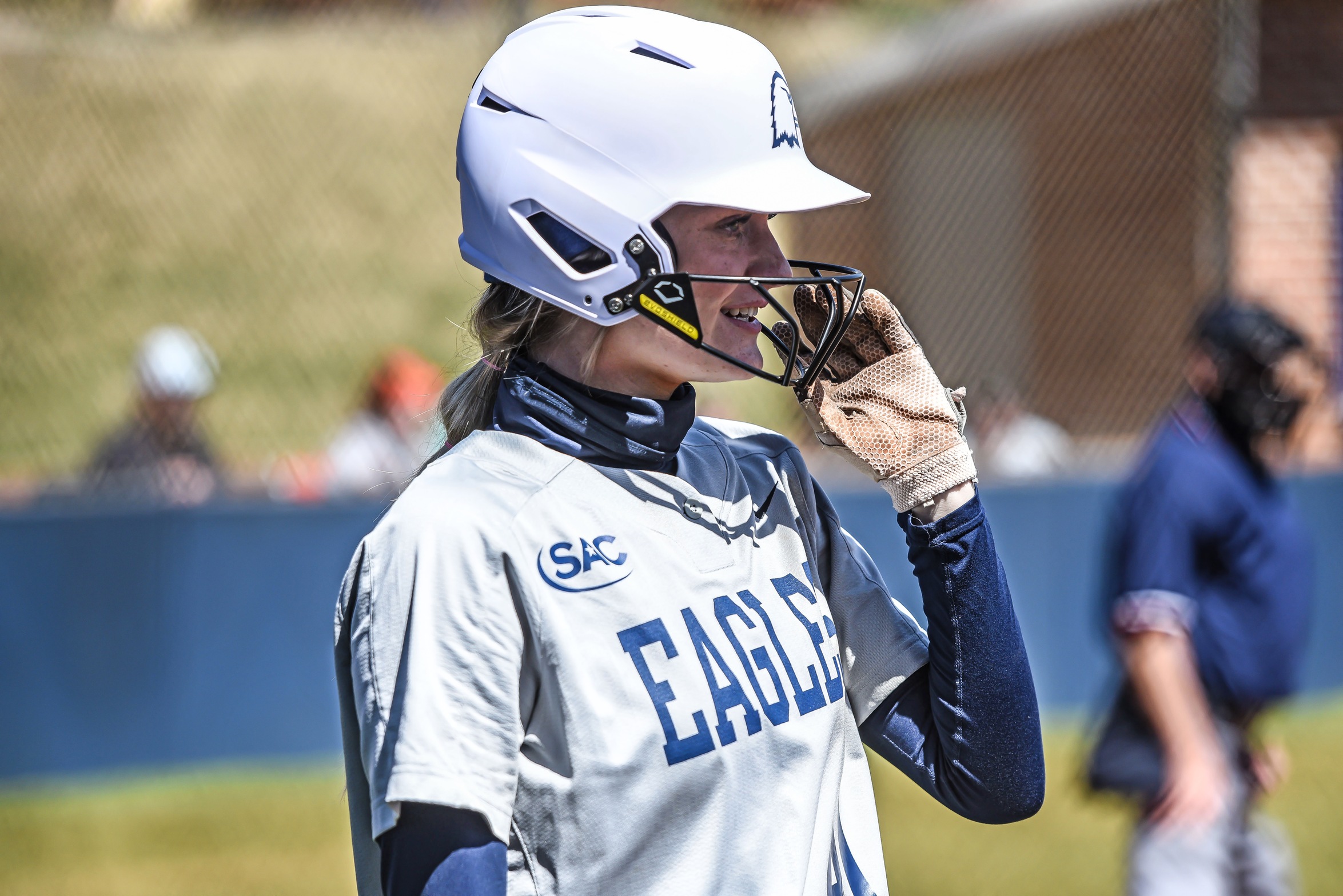 Eagles bash Big Blue, tally run-rule, shutout sweep