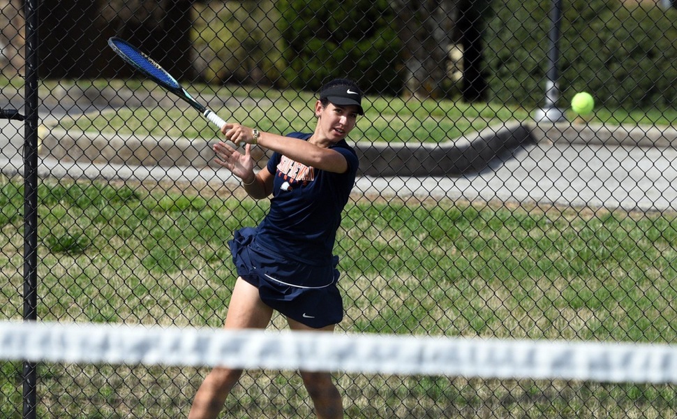 No. 47 Women's Tennis Begins Final Road Trip with Win