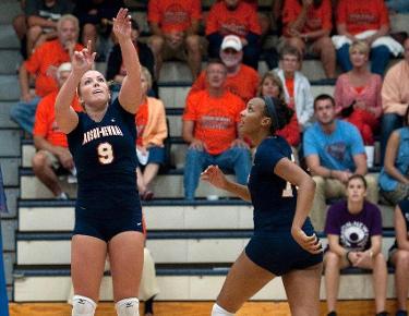Wilson, Pickett sweep AstroTurf SAC weekly honors