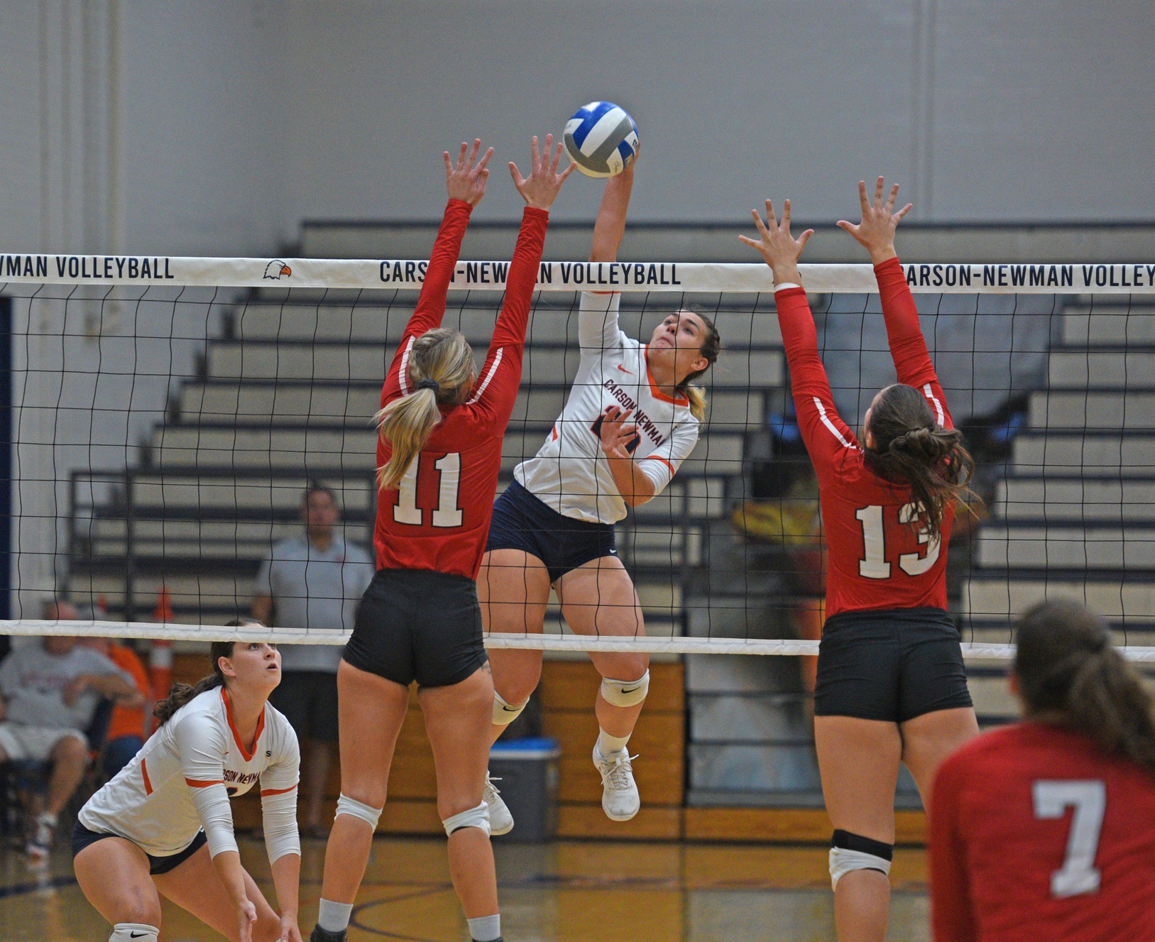 Balanced attack fuels C-N&rsquo;s sweep in SAC opener